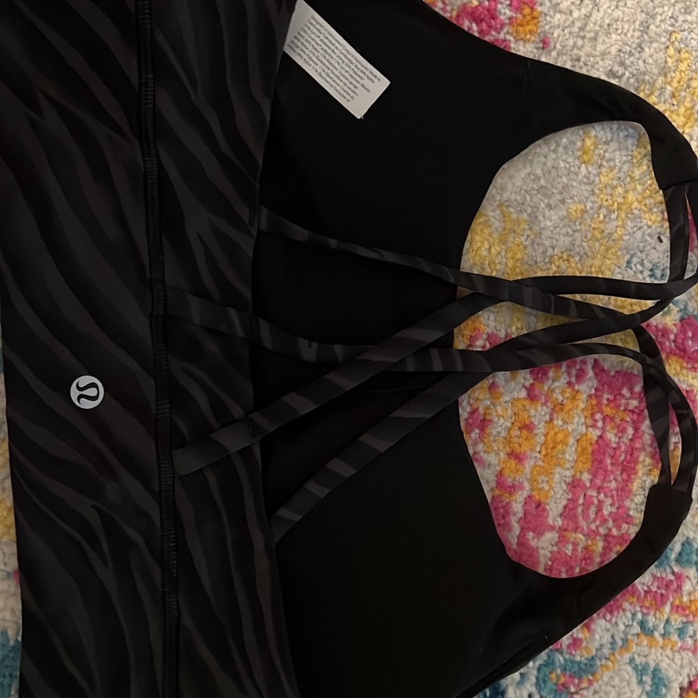 LULULEMON ENERGY BRA